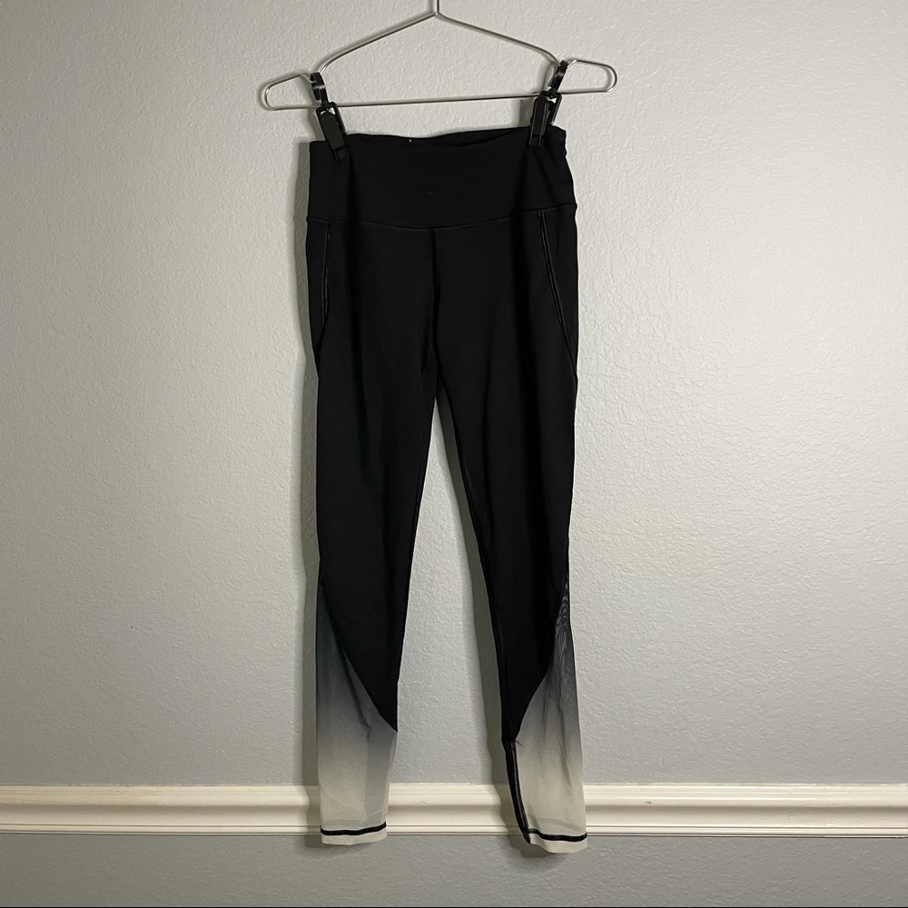 Victoria’s Secret Sport Knockout Leggings